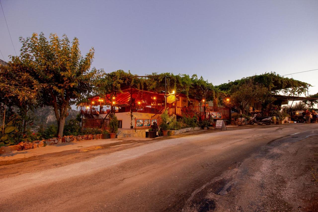 Motel Kabak Misafir Evi à Faralya Extérieur photo